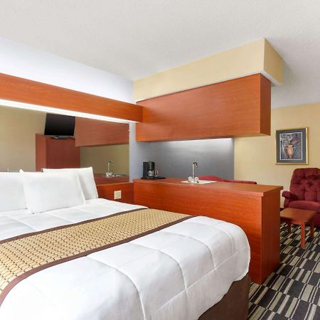 Microtel Inn & Suites By Wyndham Thomasville Esterno foto