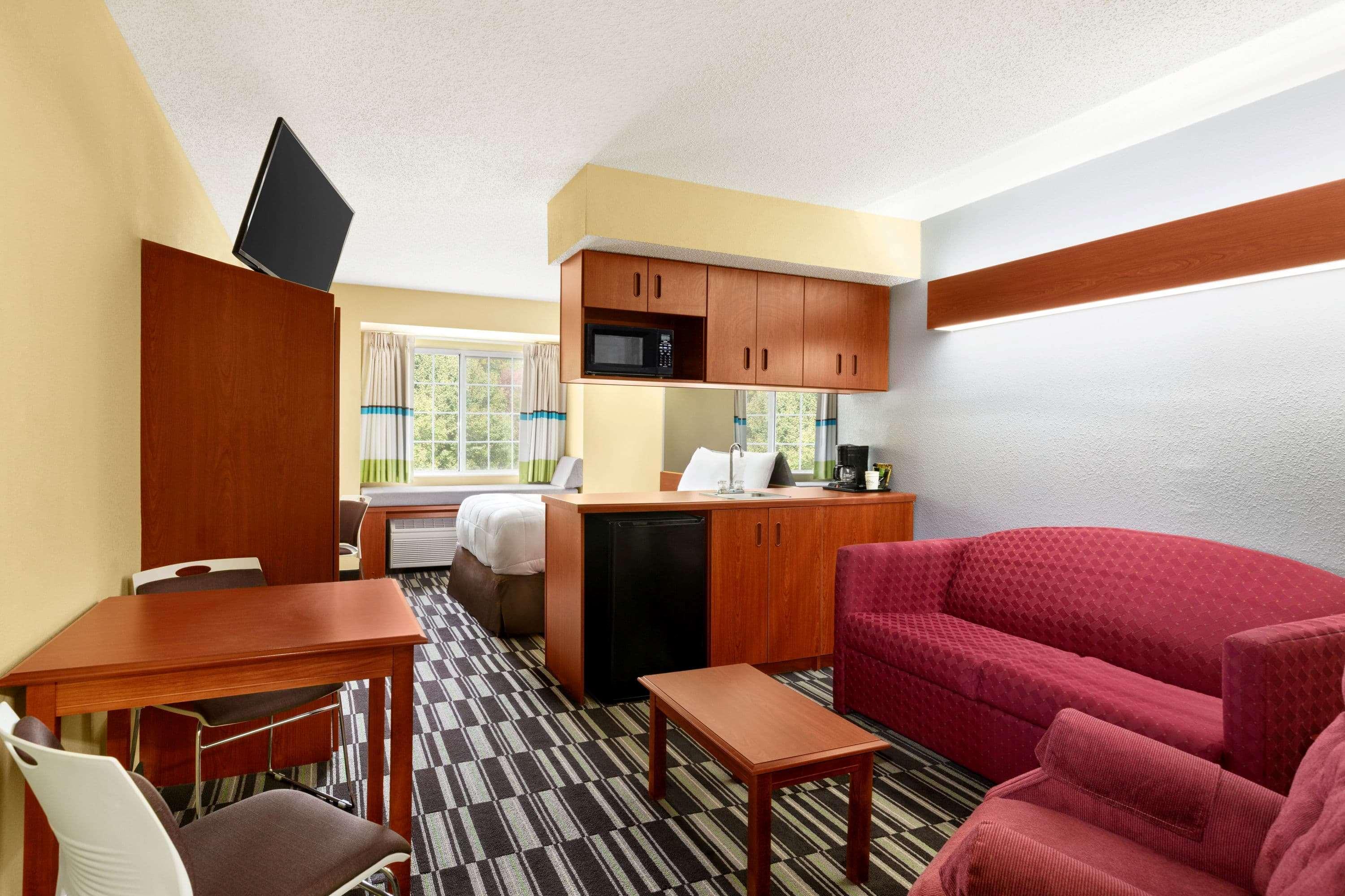 Microtel Inn & Suites By Wyndham Thomasville Esterno foto