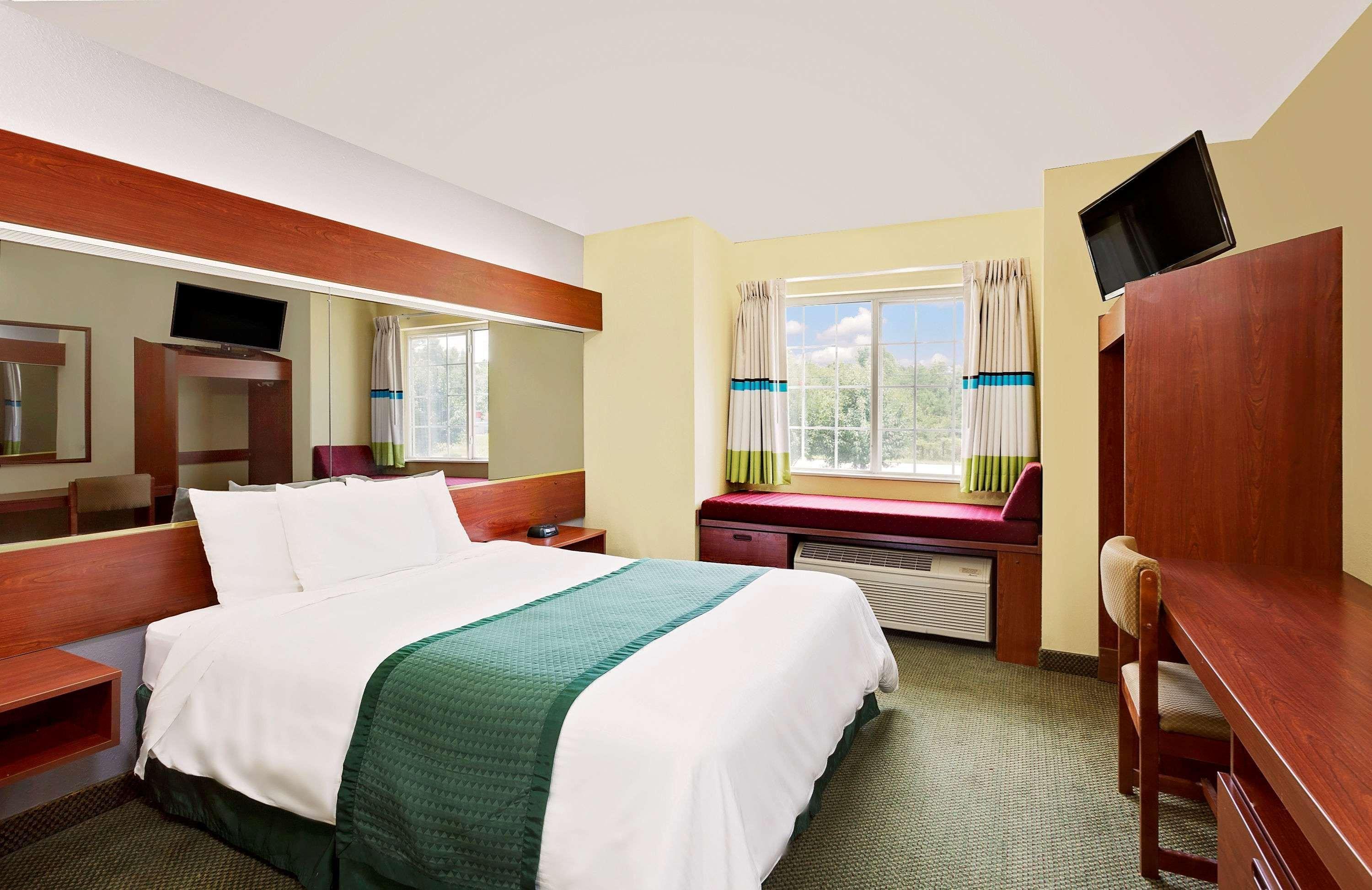 Microtel Inn & Suites By Wyndham Thomasville Esterno foto