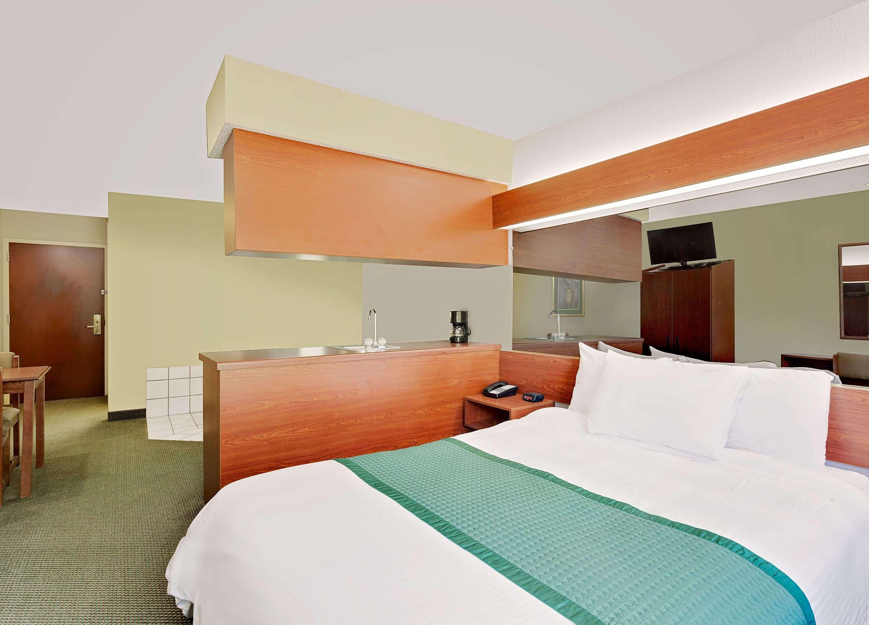 Microtel Inn & Suites By Wyndham Thomasville Esterno foto